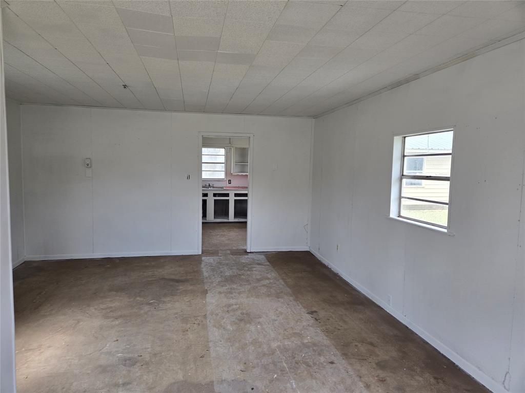 404 S Pecan Street Property Photo 18