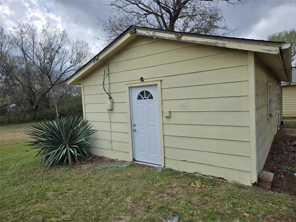 404 S Pecan Street Property Photo 20