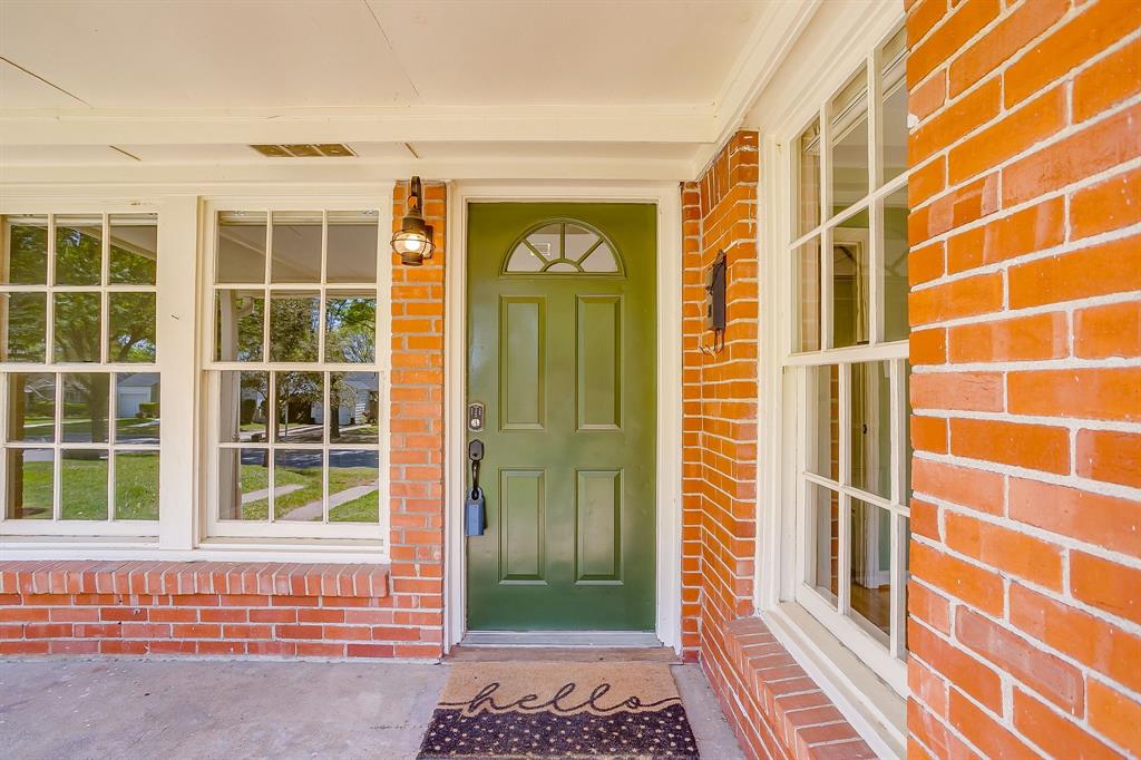 4308 Curzon Avenue Property Photo 6