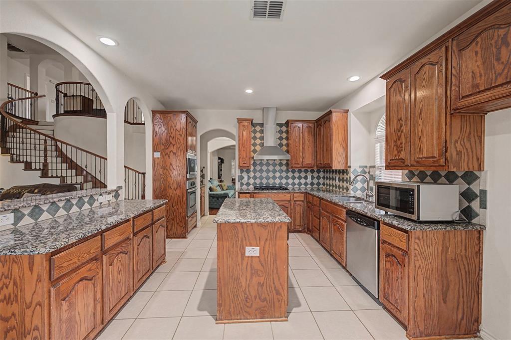 4525 Warbler Lane Property Photo 10