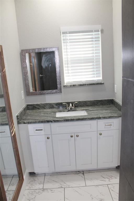 104 S Hubbard Street Property Photo 15