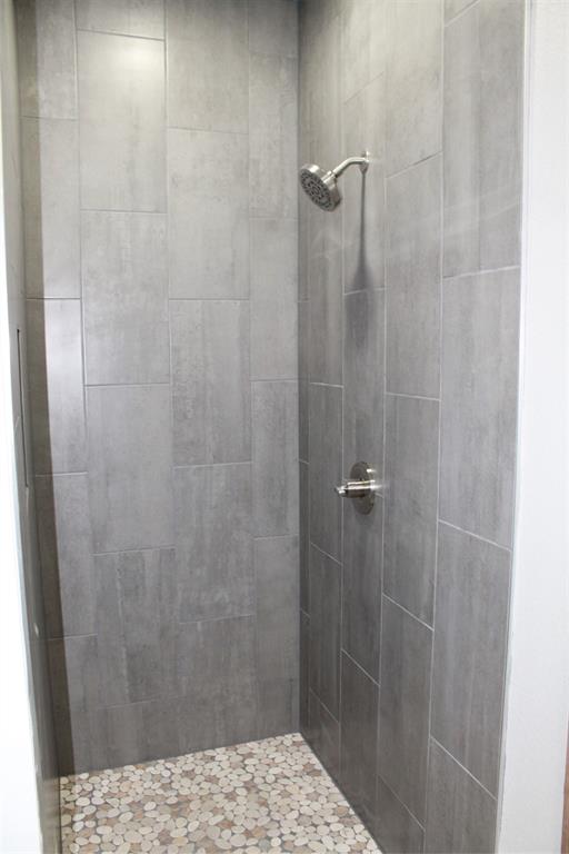 104 S Hubbard Street Property Photo 17