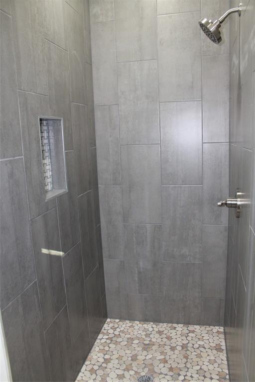 104 S Hubbard Street Property Photo 18