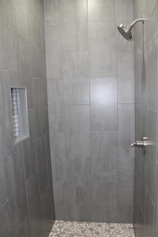104 S Hubbard Street Property Photo 19