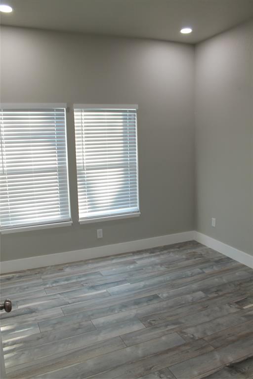 104 S Hubbard Street Property Photo 23