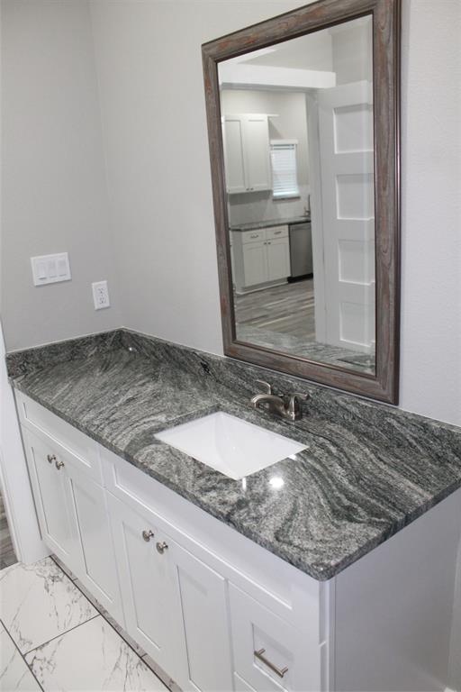 104 S Hubbard Street Property Photo 28