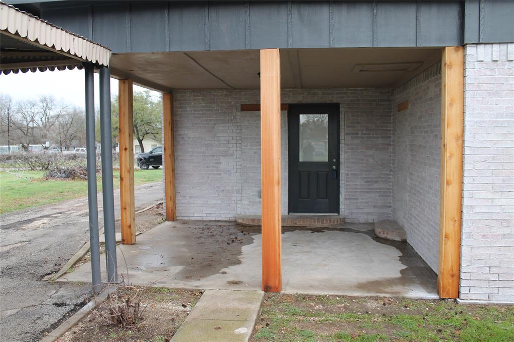 104 S Hubbard Street Property Photo 32