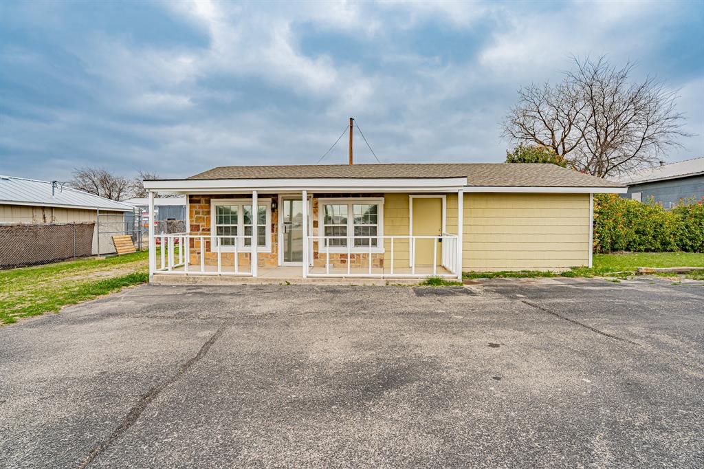 301 Eastridge Road Property Photo 1