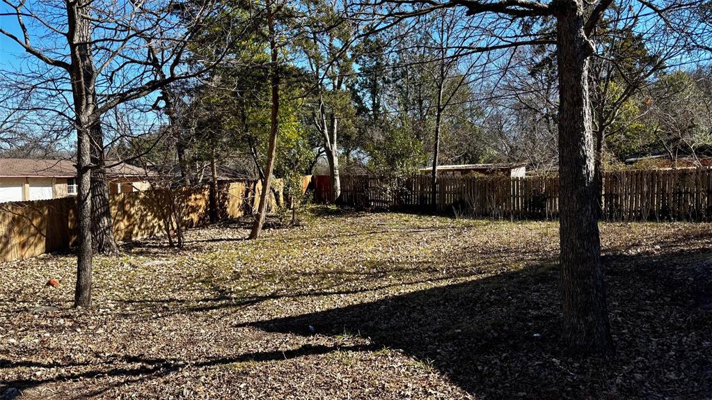 2438 Five Mile Circle Property Photo 4