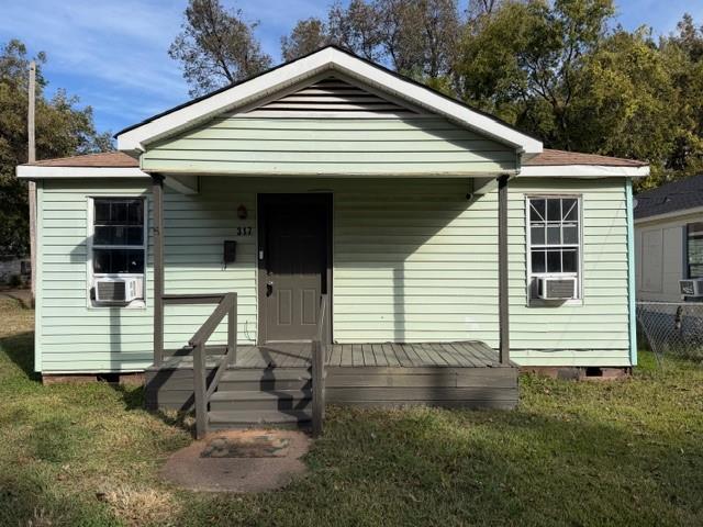 317 Kelly Street Property Photo 1