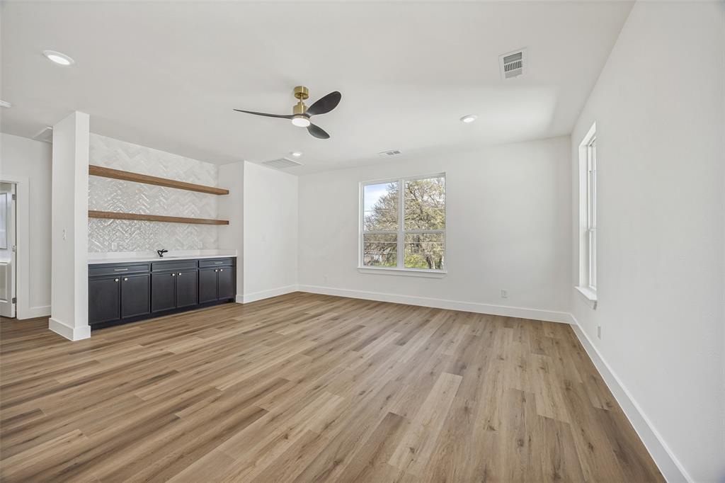 3910 Harlingen Property Photo 11