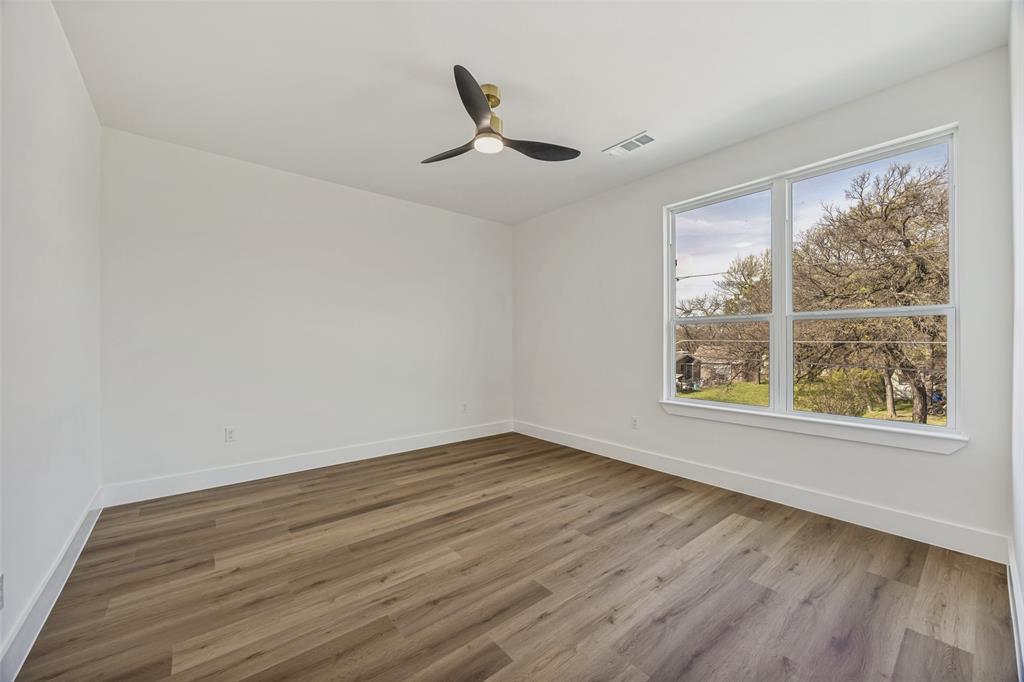 3910 Harlingen Property Photo 17
