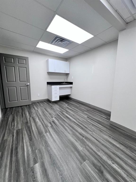 2300 N Us Highway 281 Property Photo 10