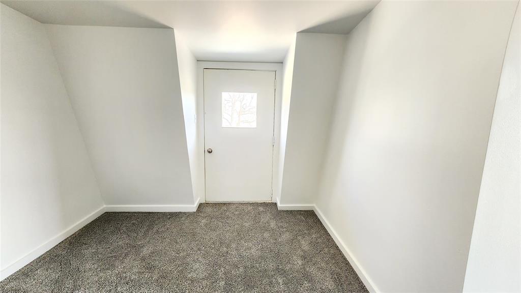 401 E Pierce Street Property Photo 22