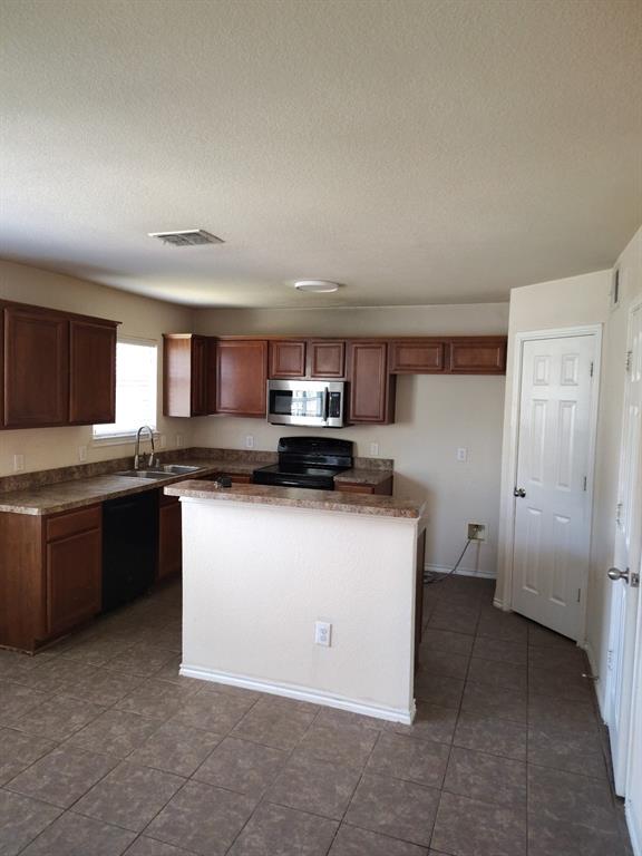 616 Fleming Street Property Photo 10