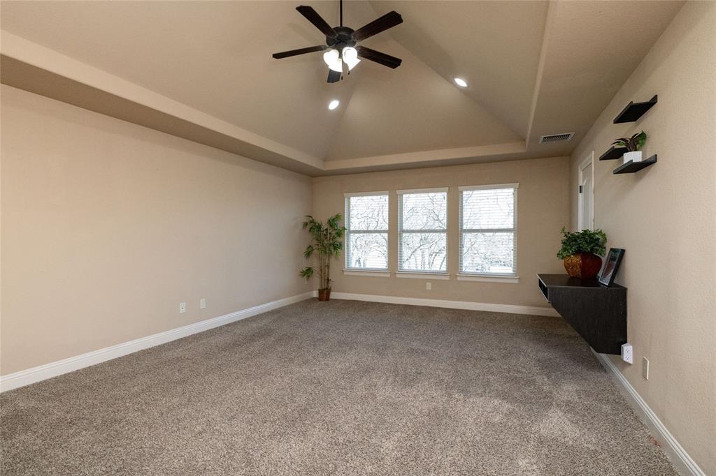 209 Ellis Creek Drive Property Photo 33