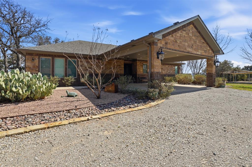 186 Long Drive Property Photo 3