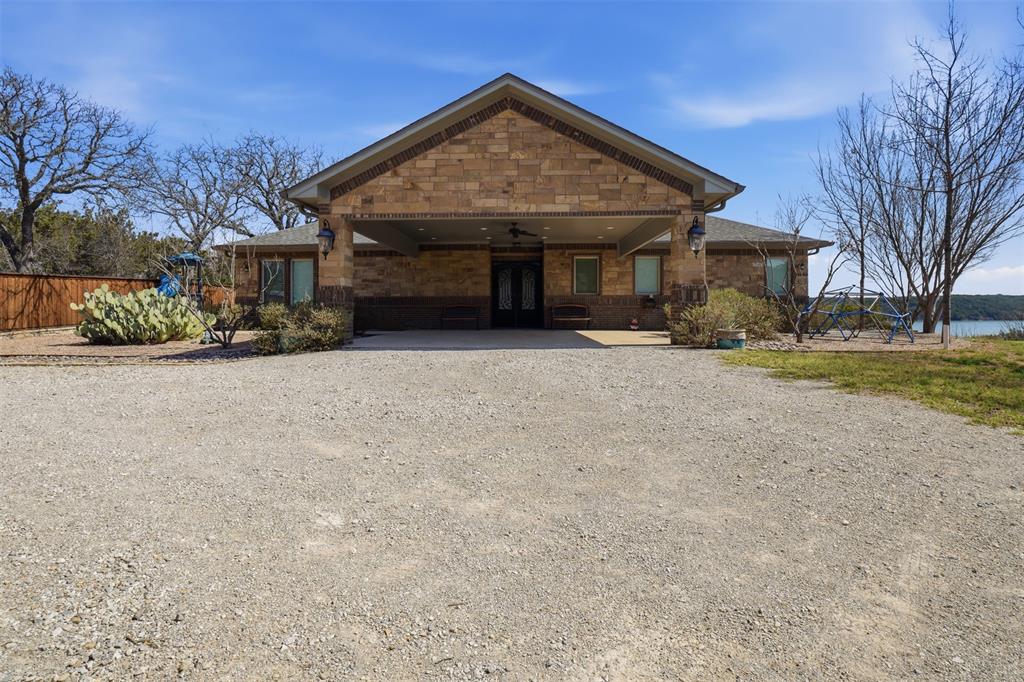 186 Long Drive Property Photo 4