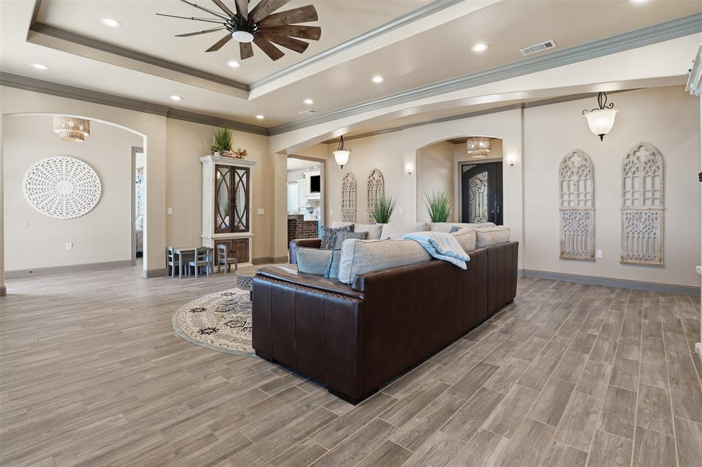 186 Long Drive Property Photo 11