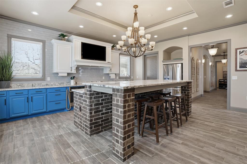 186 Long Drive Property Photo 16