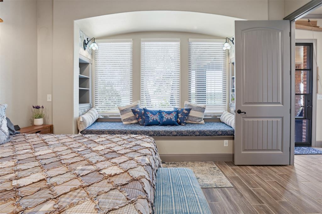 186 Long Drive Property Photo 22