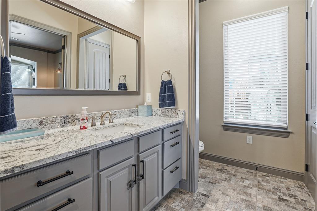 186 Long Drive Property Photo 27
