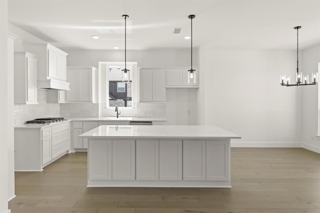 9816 Aiken Court Property Photo 11