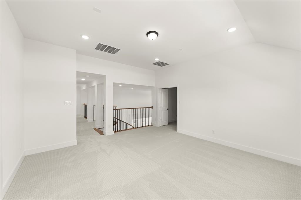 9816 Aiken Court Property Photo 24