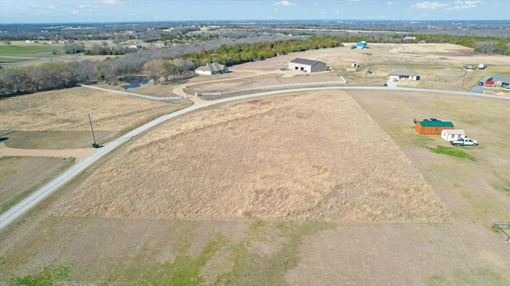 301 Marshall Circle Property Photo 10