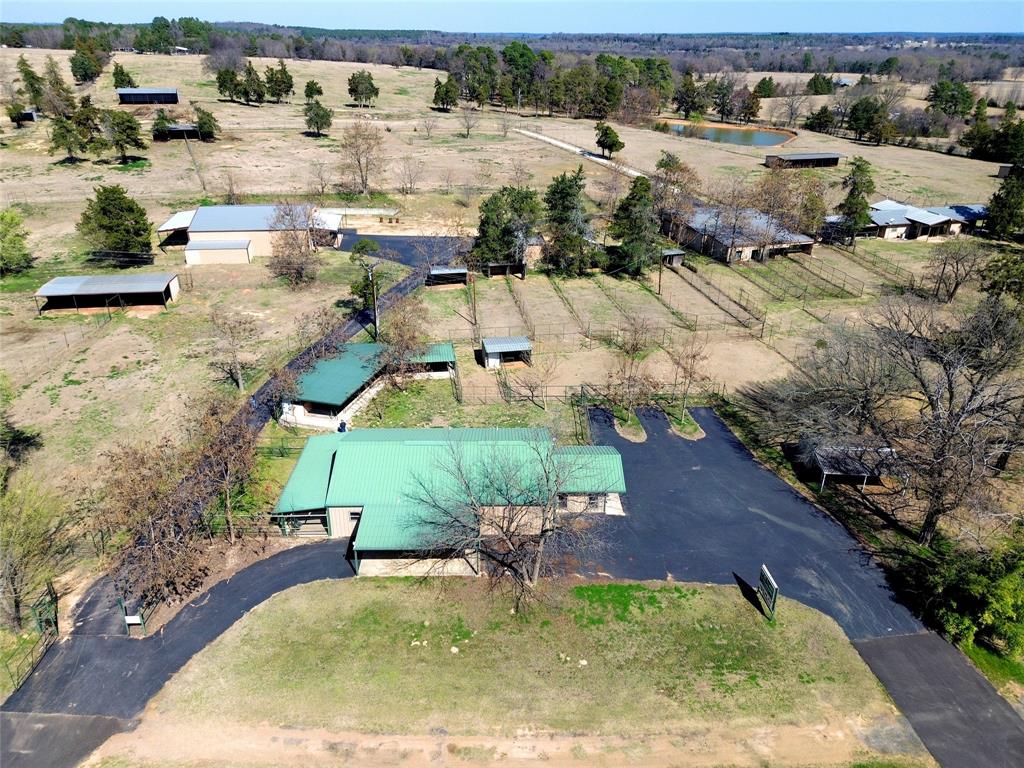 111 Farm Market 21 Property Photo 2