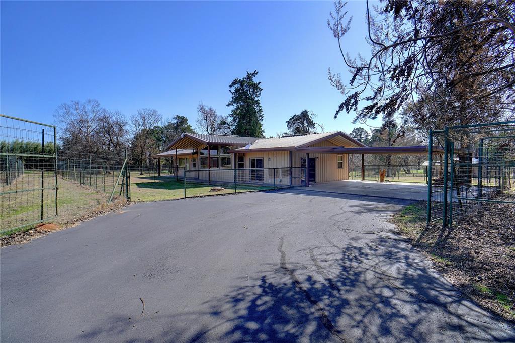 111 Farm Market 21 Property Photo 15