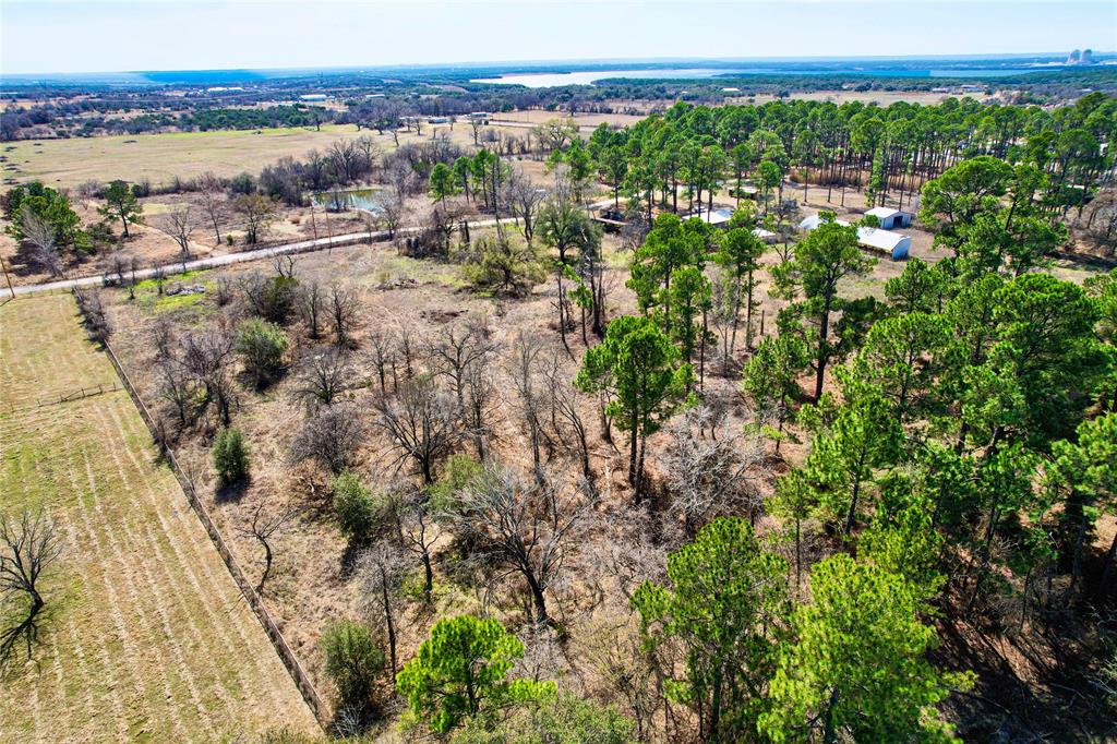 300 Cowboy Court Property Photo 10