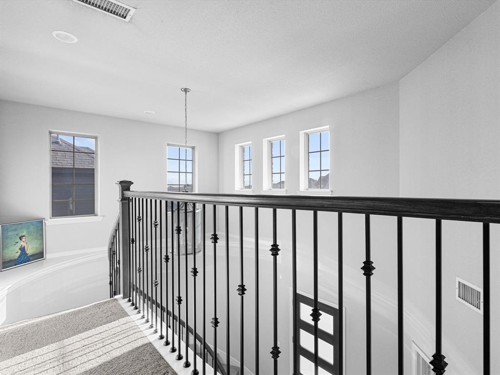 1606 Evening Primrose Drive Property Photo 30