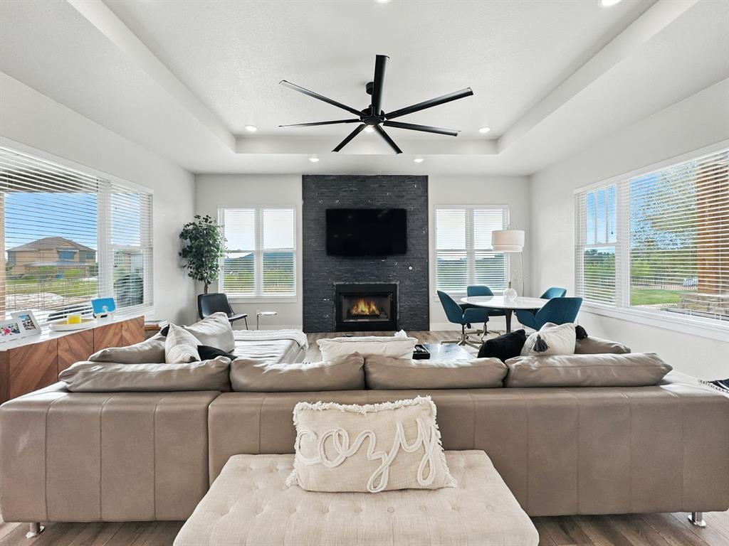 3007 Shoreside Point Property Photo 11