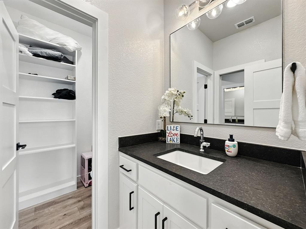 3007 Shoreside Point Property Photo 21
