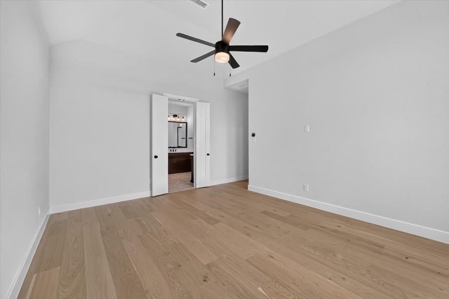 3808 Meander Way Property Photo 12