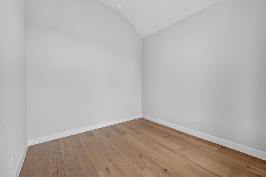 3808 Meander Way Property Photo 19