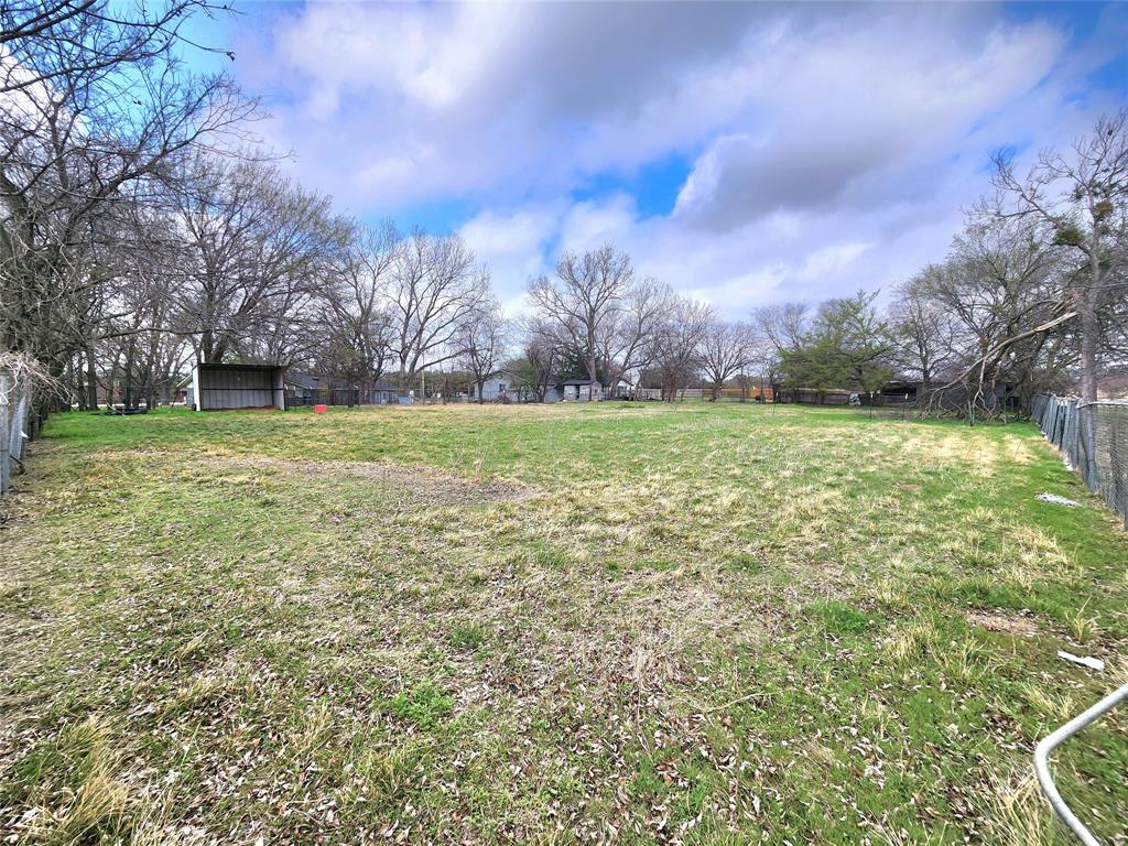 204 Ranch House Road Property Photo 7