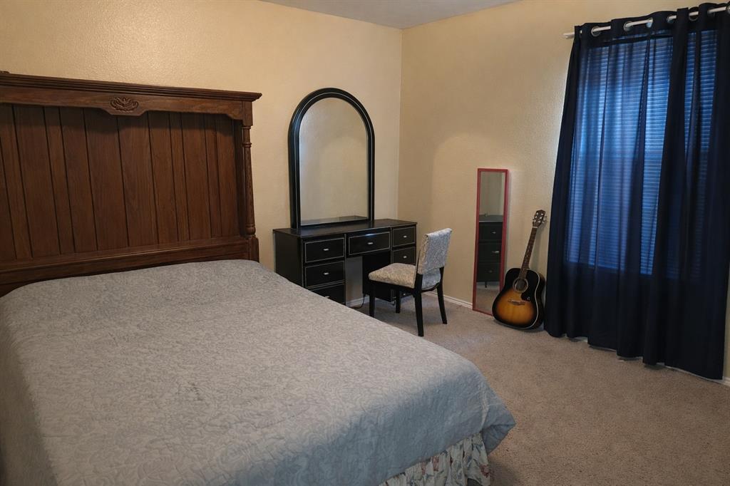 3819 Kiest Valley Court Property Photo 10