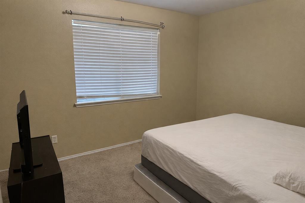 3819 Kiest Valley Court Property Photo 11