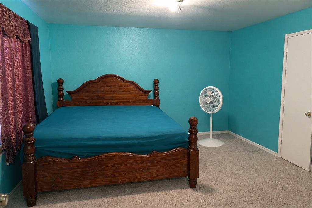 3819 Kiest Valley Court Property Photo 12