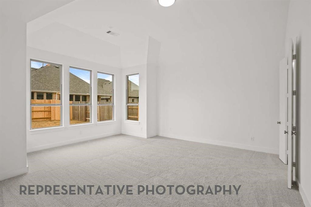 1841 Acoma Way Property Photo 8