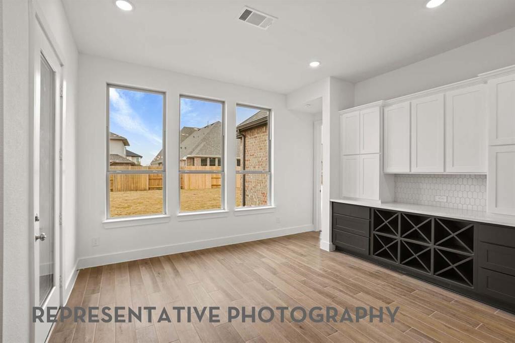 1841 Acoma Way Property Photo 16