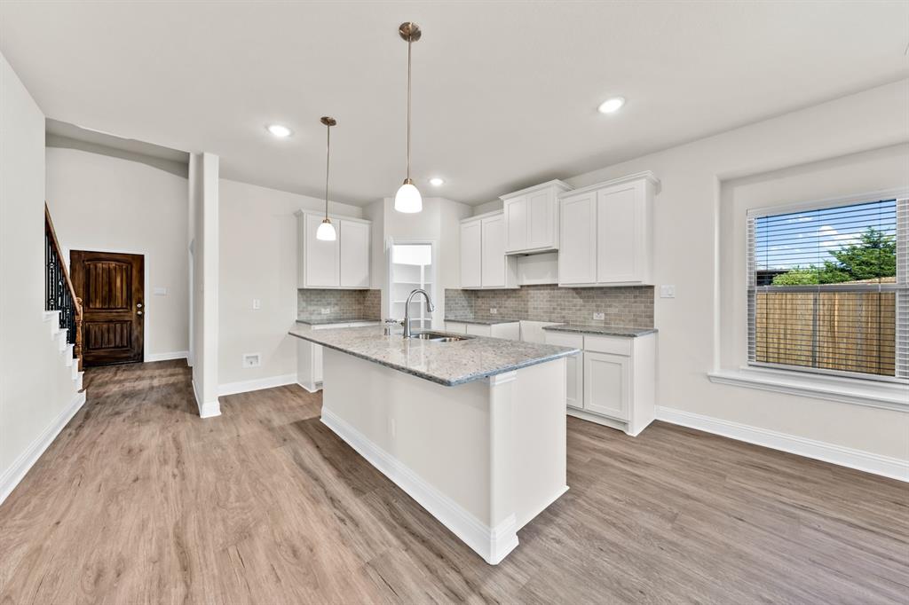 440 Steppe Property Photo 7