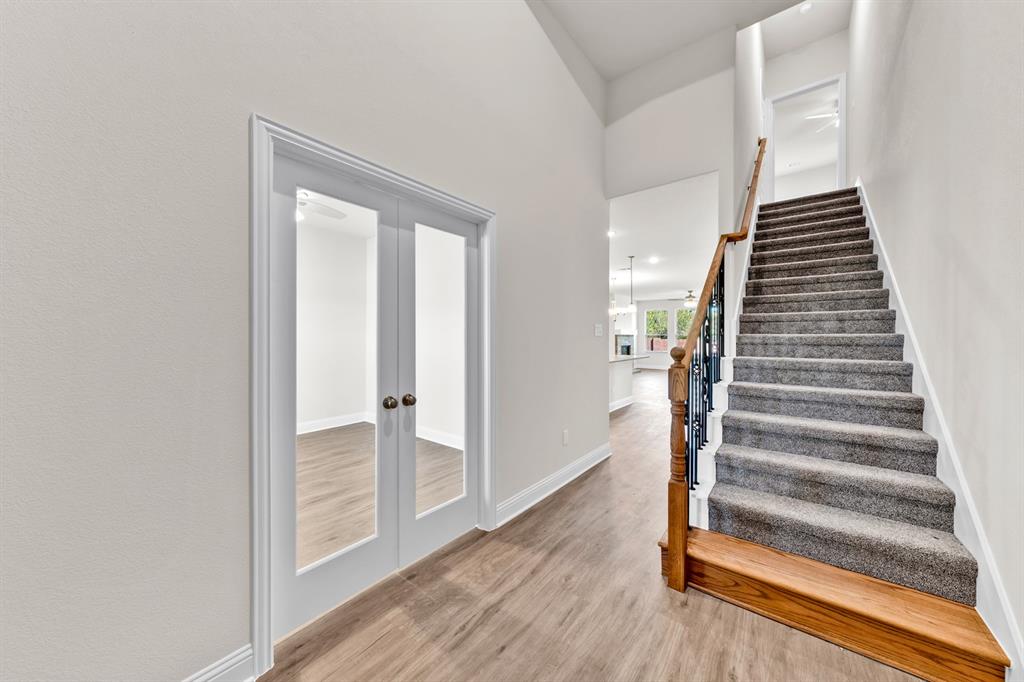 440 Steppe Property Photo 15