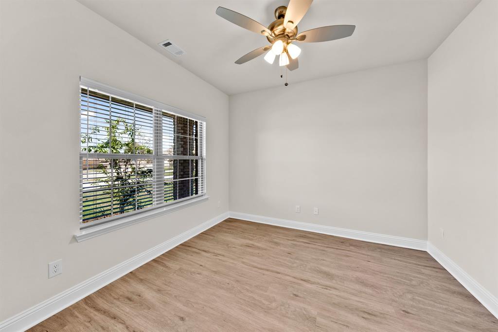 440 Steppe Property Photo 18