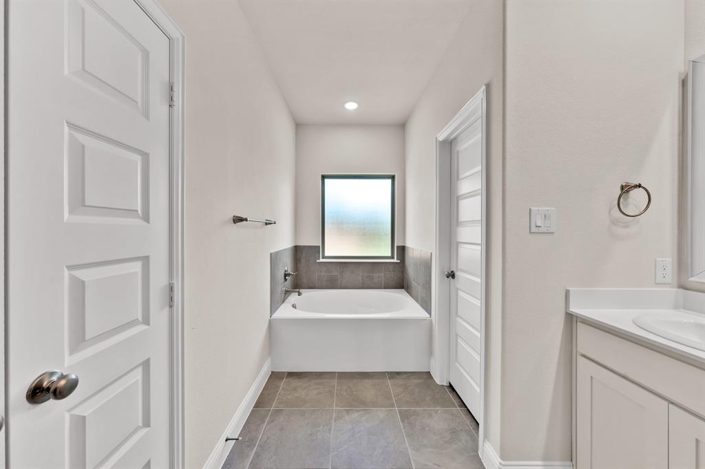 440 Steppe Property Photo 24