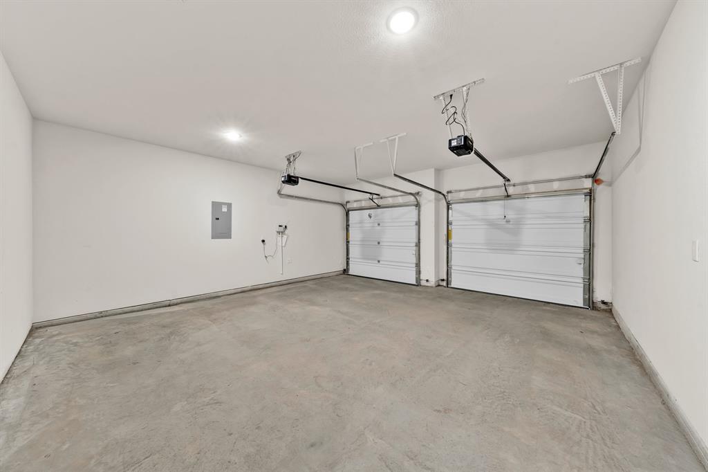 440 Steppe Property Photo 38