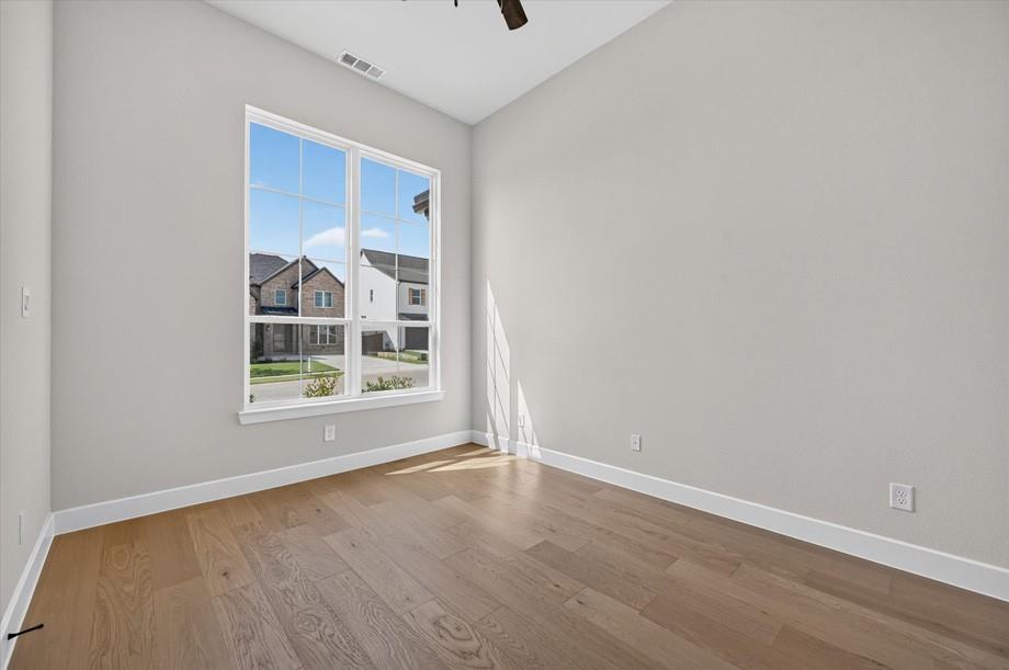 1820 Acoma Way Property Photo 16