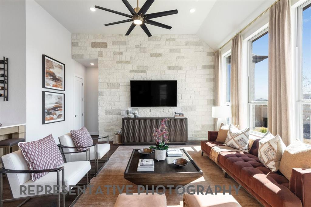 2017 Reedgrass Court Property Photo 3